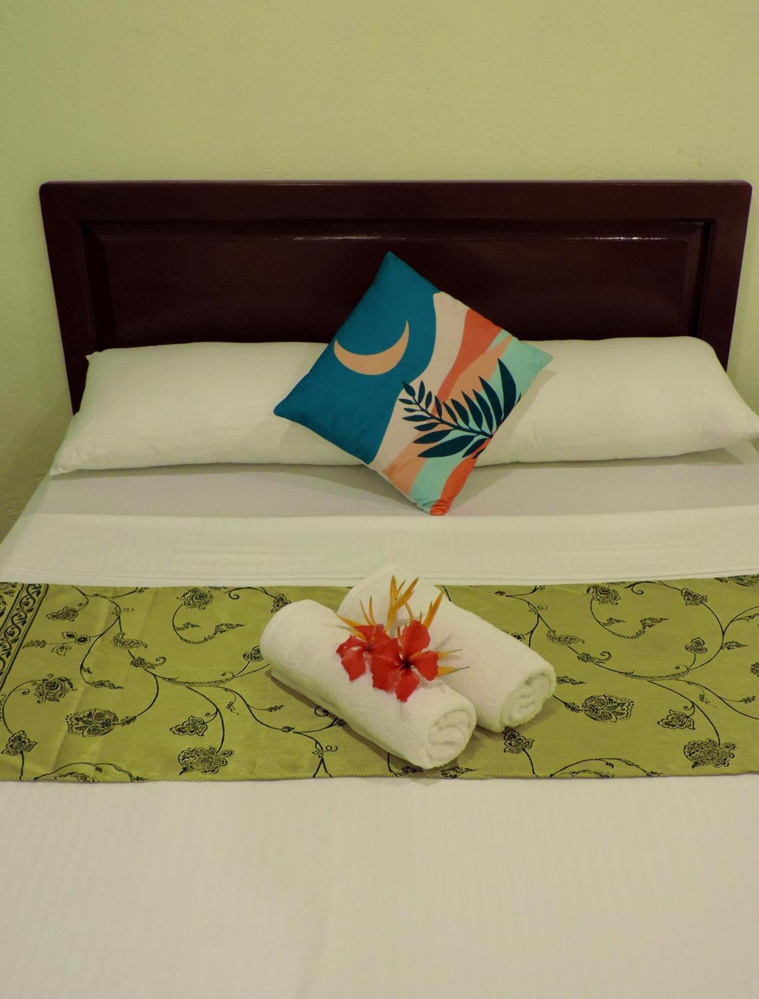 Chekesh Casa Hotel ซีคีฮอร์ ภายนอก รูปภาพ