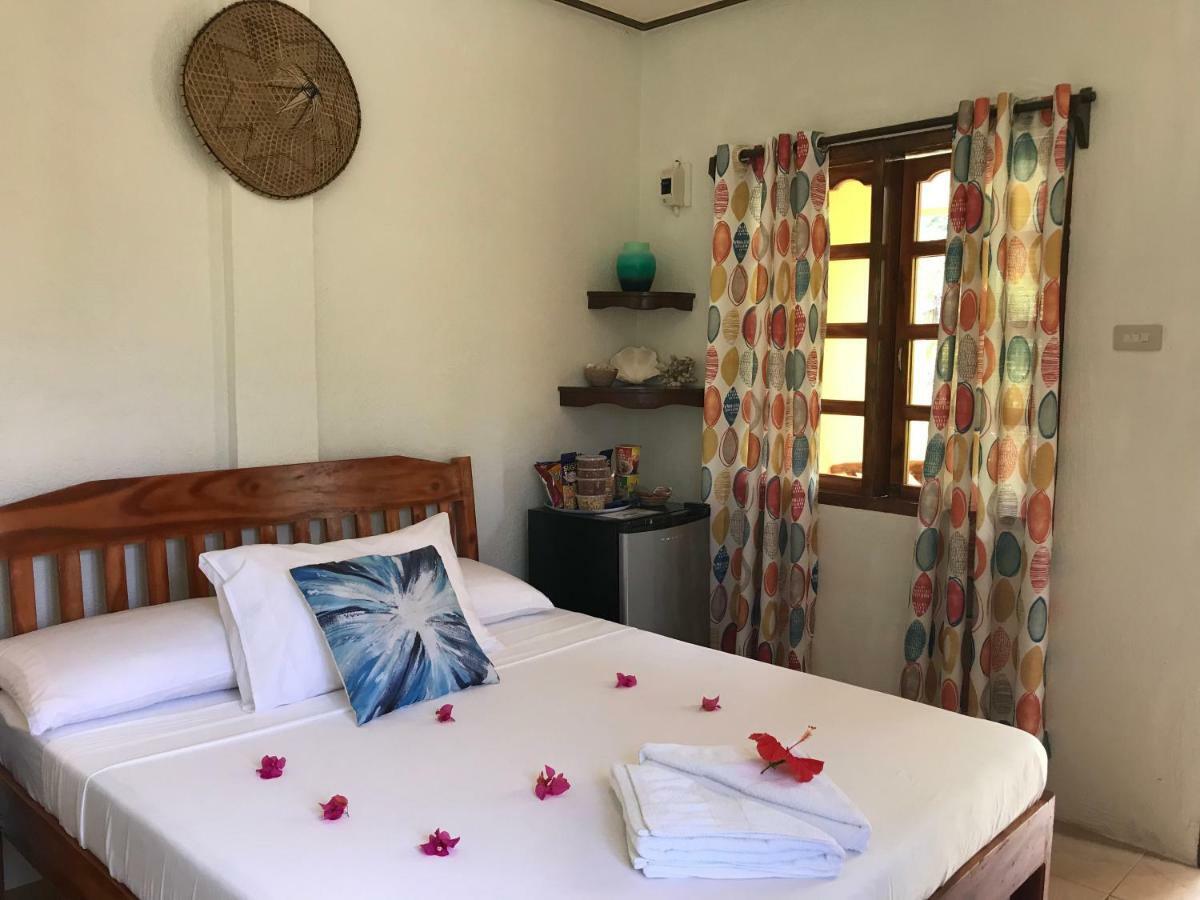 Chekesh Casa Hotel ซีคีฮอร์ ภายนอก รูปภาพ