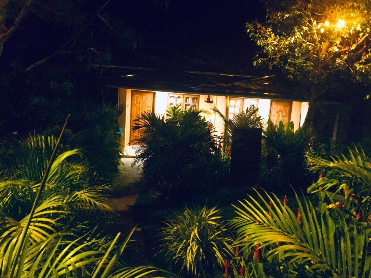 Chekesh Casa Hotel ซีคีฮอร์ ภายนอก รูปภาพ
